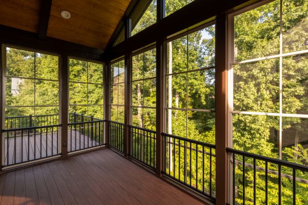 Cost of Enclosed Porch Construction in Palmdale