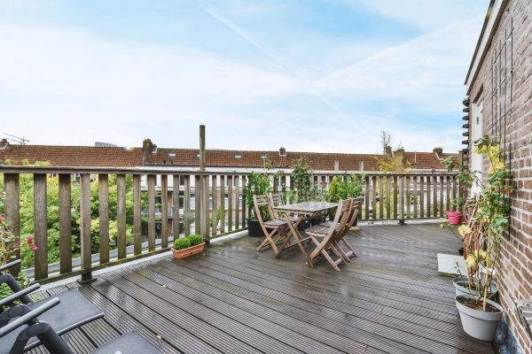 Cost of Balcony Wood Repair in Palmdale