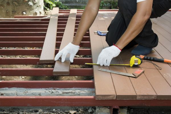 Cost of Custom Deck Installation in Palmdale