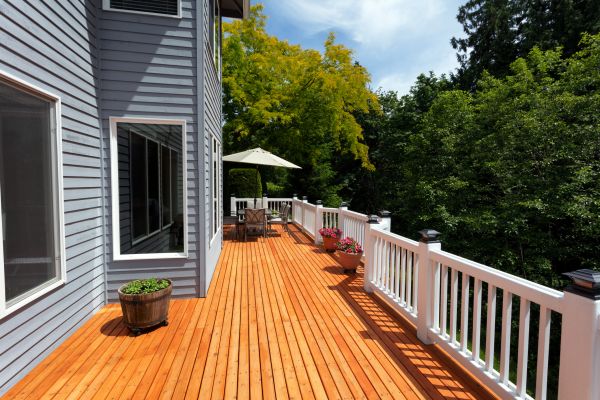 Cost of Cedar Deck Construction in Palmdale