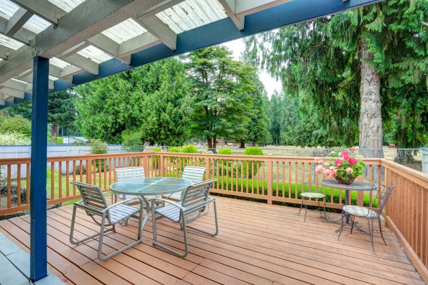 Cost of Deck Carpentry Service in Palmdale